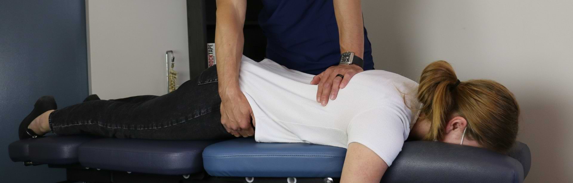 Chiropractic | Spinal Evaluation & Adjustments Explaining | Dundas University Health Clinic