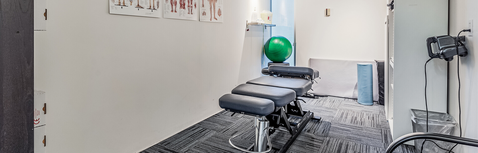 Physiotherapy Treatment Table & Assessment Room | Dundas University Health Clinic