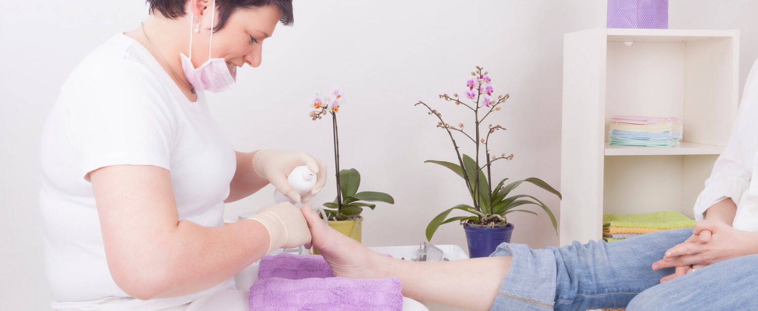 Chiropodist Treatment | Dundas University Health Clinic