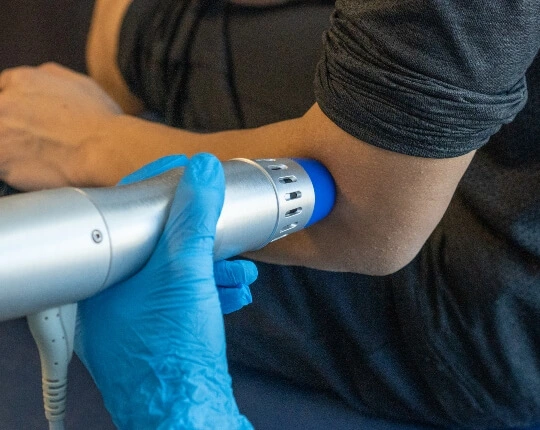 Shockwave Therapist In Downtown Toronto| Dundas University Health Clinic